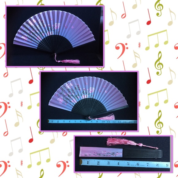 Chinese bamboo silk folding hand fan - Picture 2 of 2